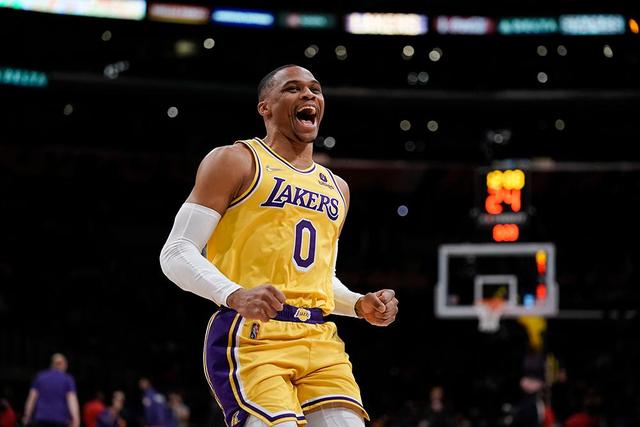 新赛季NBA得分王竞争激烈：东契奇与亚历山大争锋